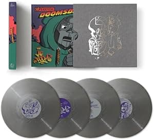 MF DOOM Operation: Doomsday, 25th Anniversary Legacy Edition, 4 LP Silver Vinyl Box Set por Mf Doom — capa do álbum