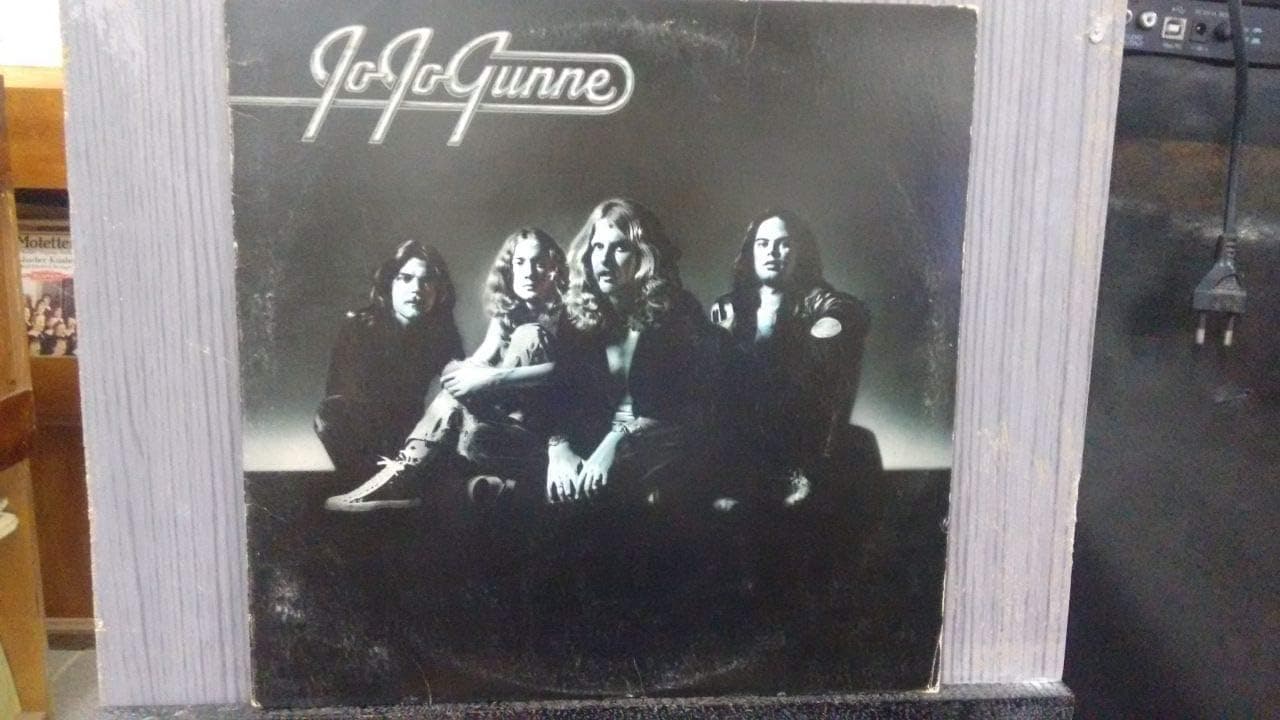 Bite Down Hard, 1973 (Importado) [lp] por Jo Jo Gunne — capa do álbum