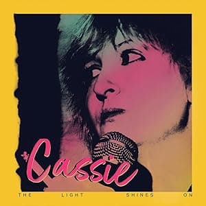 The Light Shines On por Cassie — capa do álbum