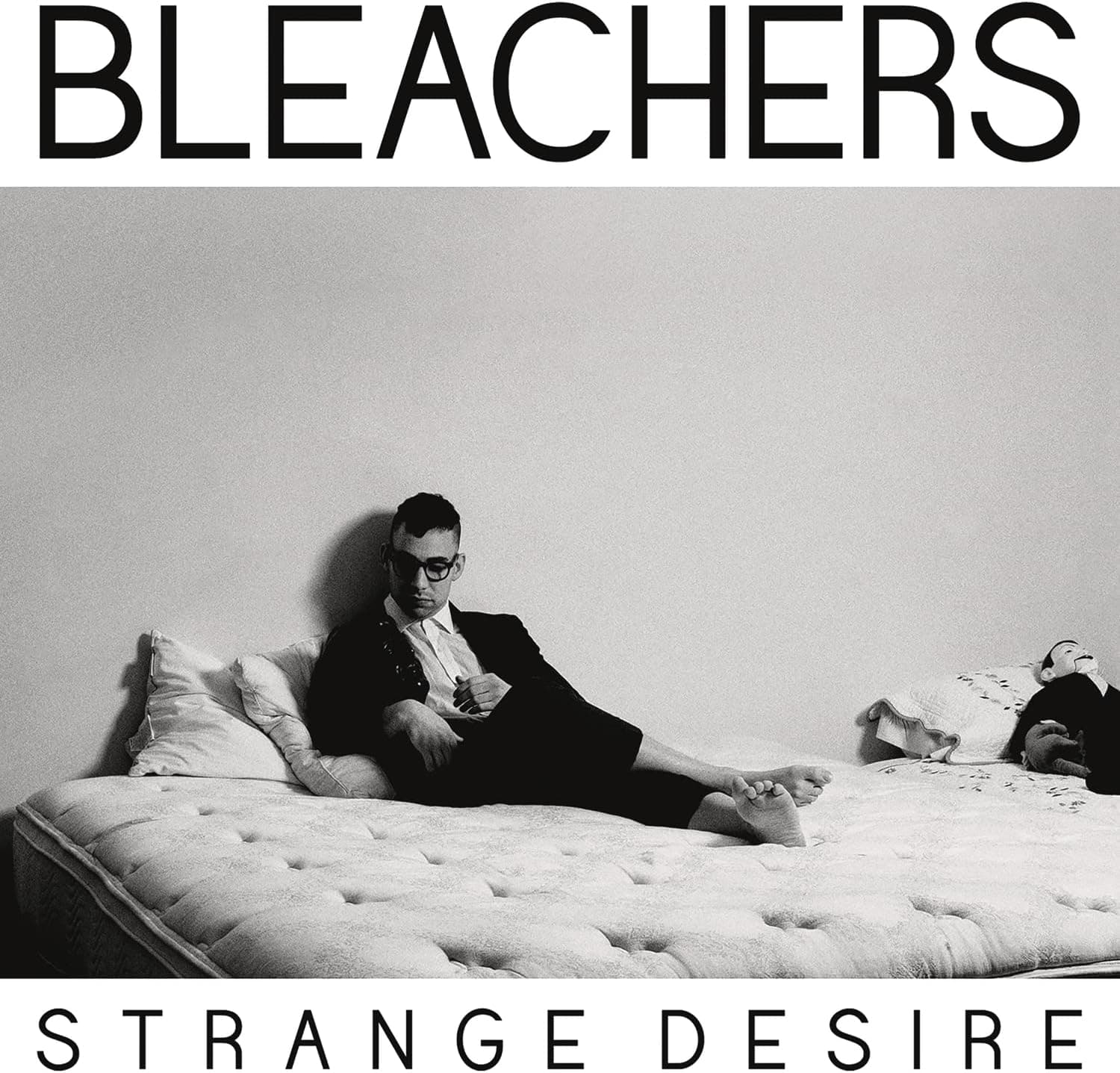 Strange Desire (Translucent Yellow Vinyl) [Vinyl] Bleachers por Bleachers — capa do álbum