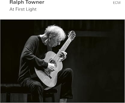 At First Light [LP] por Ralph Towner — capa do álbum