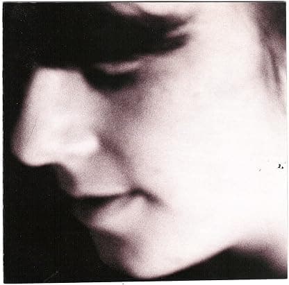 Broken Girl - White por Julie Doiron — capa do álbum