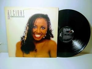 Alcione - Almas e Corações por Alcione — capa do álbum