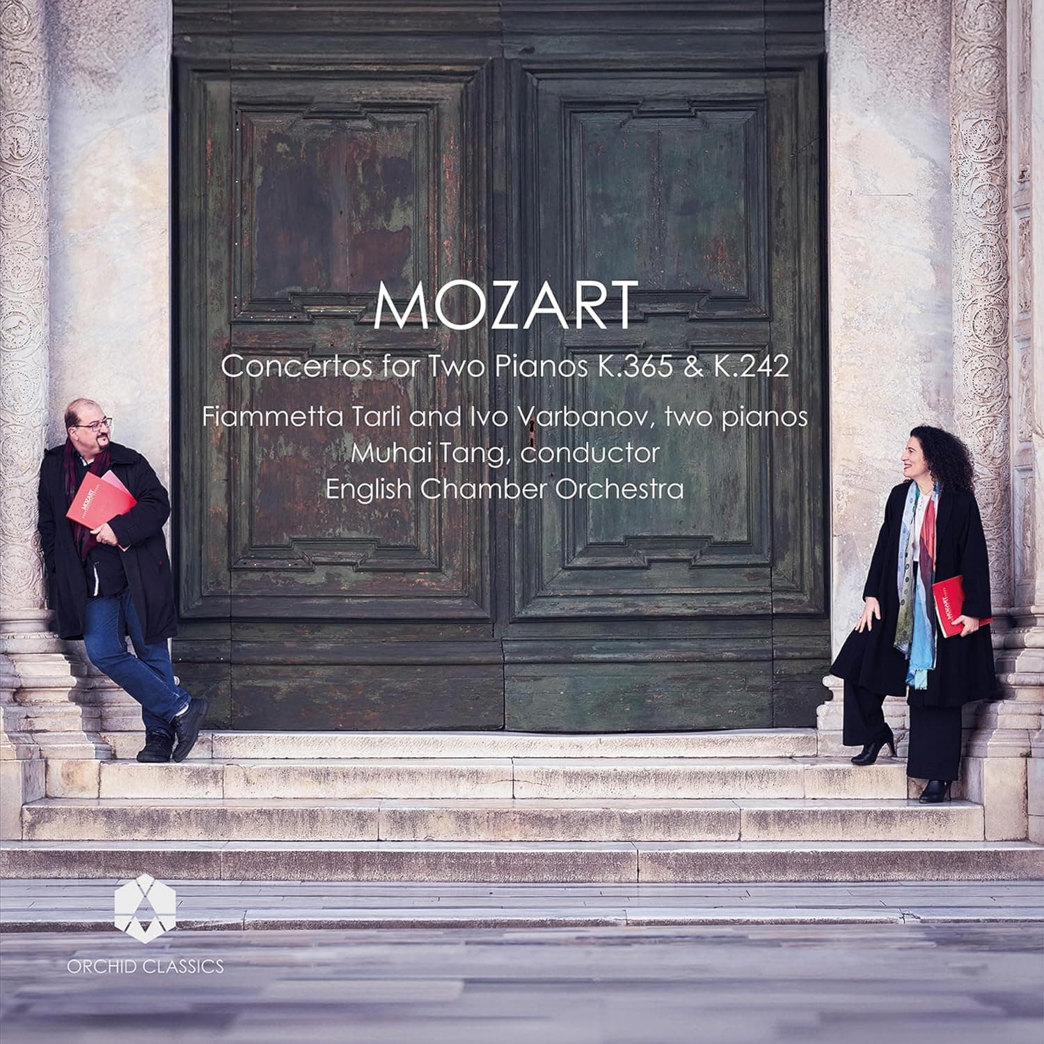 Wolfgang Amadeus Mozart: Concertos for Two Pianos K.365 & K.242 [VINYL] por Ivo Varbanov; Fiammetta Tarli; English Chamber Orchestra; Muhai Tang — capa do álbum