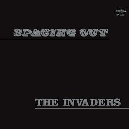 Spacing Out por The Invaders — capa do álbum
