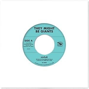stelluB b/w Sapphire Bullets of Pure Love por They Might Be Giants — capa do álbum