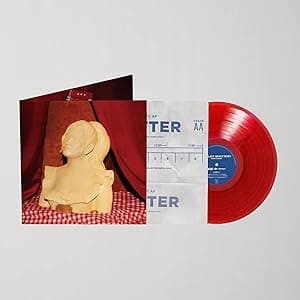 Corn Queen Exclusive Red Velvet Color Vinyl 2xLP por Hailey Whitters — capa do álbum