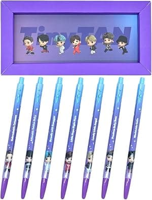 TinyTAN Caneta esferográfica BTS Merchandise oficial licenciada Kpop Merch Character preta, 0,5 mm, (1 pacote com 7 canetas) (MIC Drop Ver.) por Artista não identificado — capa do álbum