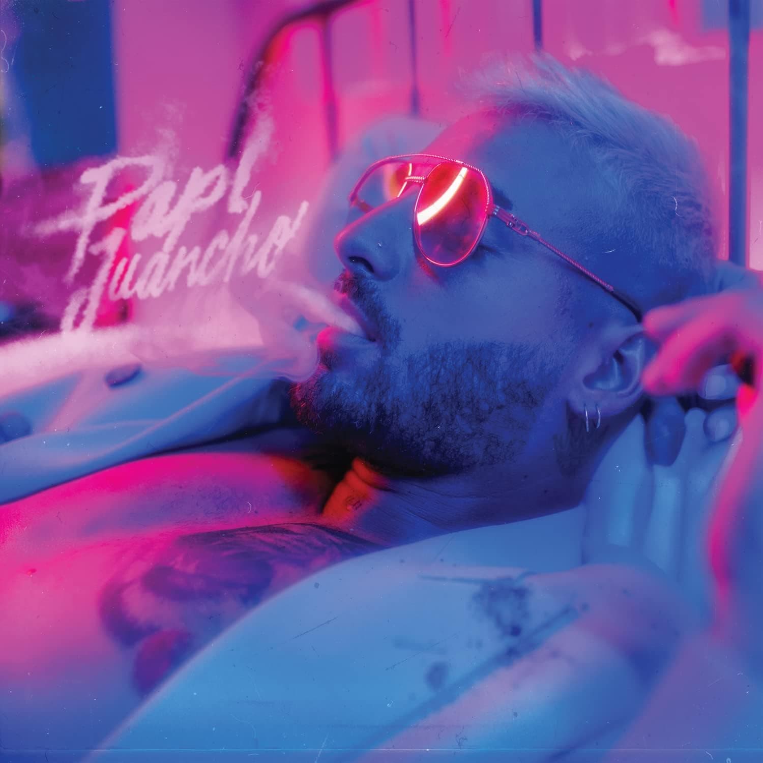 PAPI JUANCHO (150G/PINK VINYL/2LP) por Maluma — capa do álbum