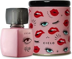 Deo Colônia Kiss Lata 50ml Perfume Feminino Ciclo Cosmeticos por Floral — capa do álbum