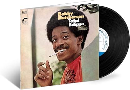 Total Eclipse por Bobby Hutcherson — capa do álbum