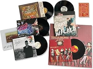 Panic At The Disco 5 Vinyl Album Collection: A Fever You Can't Sweat Out / Pretty. Odd. / Too Weird to Live, Too Rare to Die! / Death of a Bachelor / Pray for the Wicked / + Including Bonus Art Card por 1 jan. 2023 — capa do álbum