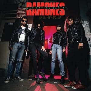 Halfway to Insanity(black) por Ramones — capa do álbum