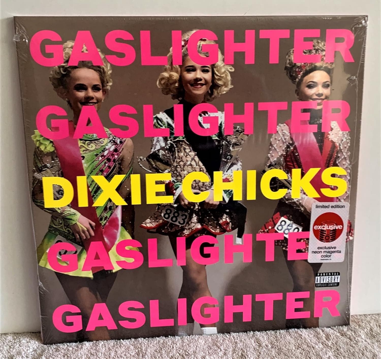 The Chicks - Gaslighter (Exclusive Neon Magenta Colored Vinyl LP Limited Edition) por The Chicks — capa do álbum