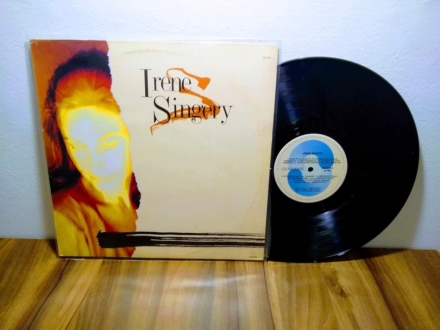 Irene Singery - Irene Singery por Irene Singery — capa do álbum