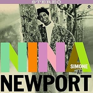 At Newport por Nina Simone — capa do álbum