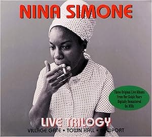 Live Trilogy por Nina Simone — capa do álbum