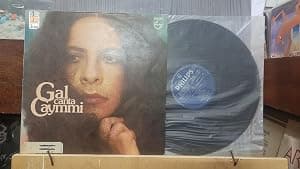 LP GAL CANTA CAYMMI (NACIONAL) por Gal Costa — capa do álbum